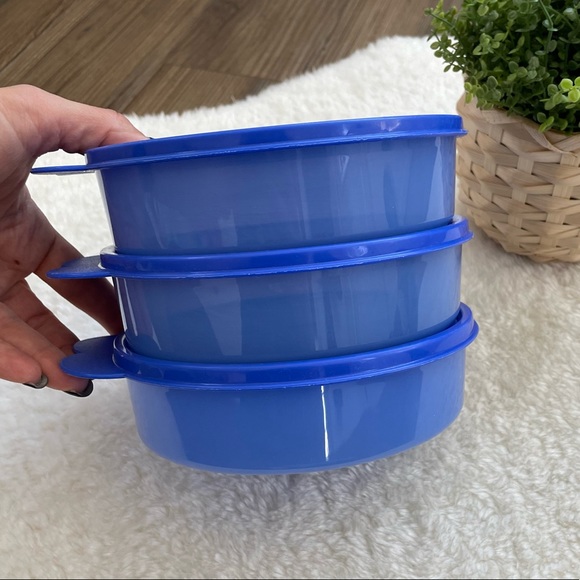 Tupperware (matching x 4) - Picture 2 of 9